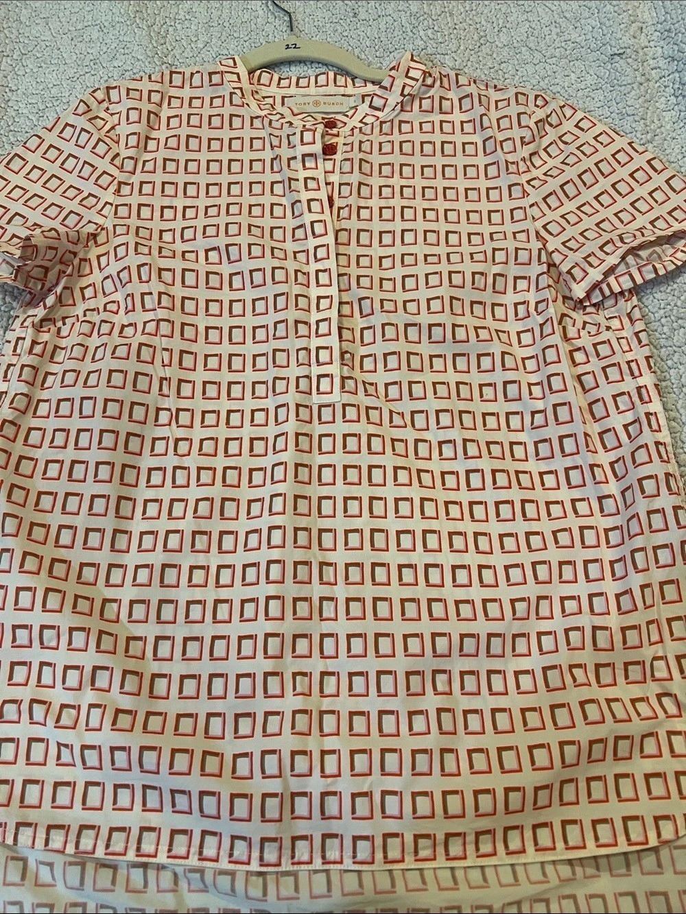 Tory Burch Geometric Blouse in White & Red Size 6 Like New